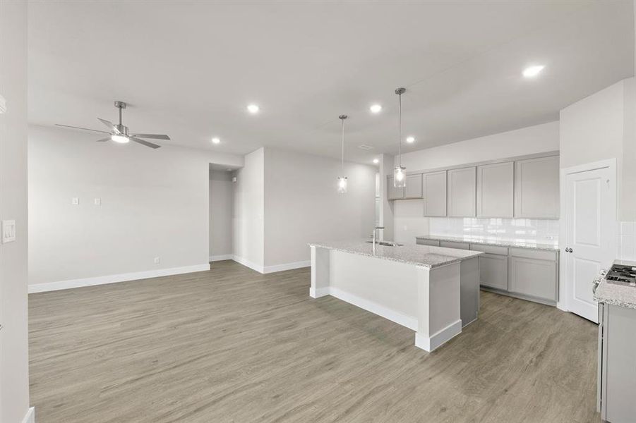 Furnished interior view inside a new home in Las Lomas, Forney (Image 10).