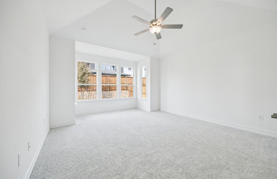Representative unfurnished interior of a home built from the Azle by Pulte Homes in Indigo Bay, Myrtle Beach (Image 13).