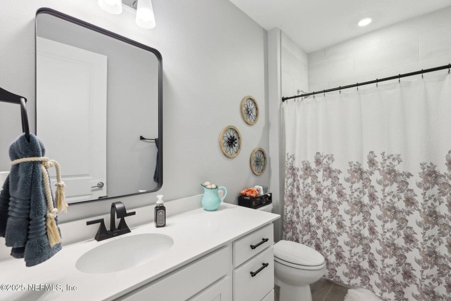 Furnished interior view inside a new home in Shearwater, St. Augustine (Image 31).