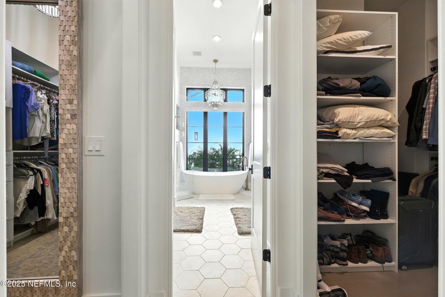 Furnished interior view inside a new home in , Ponte Vedra Beach (Image 60).