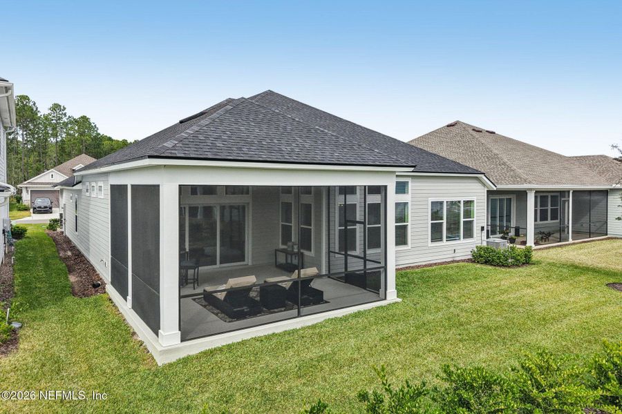 Exterior details and patio area of a home in Middlebourne, St. Johns (Image 31).