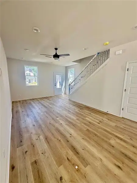 Spacious, unfurnished interior of a new home in , Villa Rica (Image 3). Spacious, unfurnished interior of a new home in , Villa Rica (Image 3).