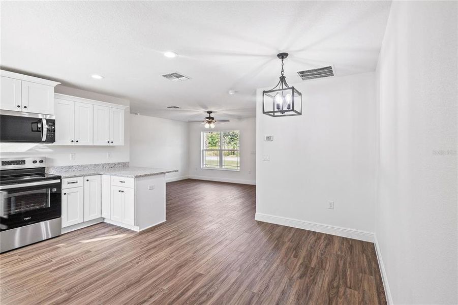 Spacious, unfurnished interior of a new home in , Williston (Image 24).