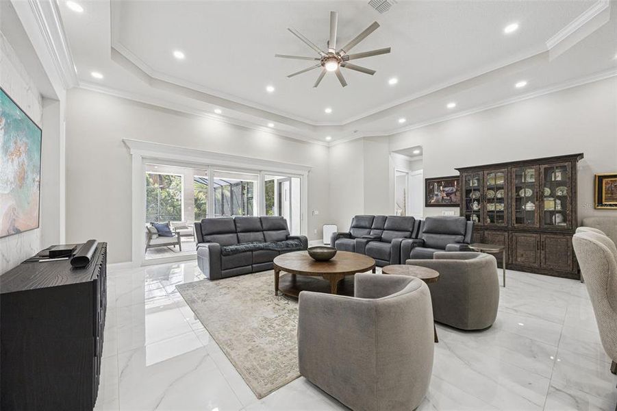 Furnished interior view inside a new home in , Clermont (Image 16).