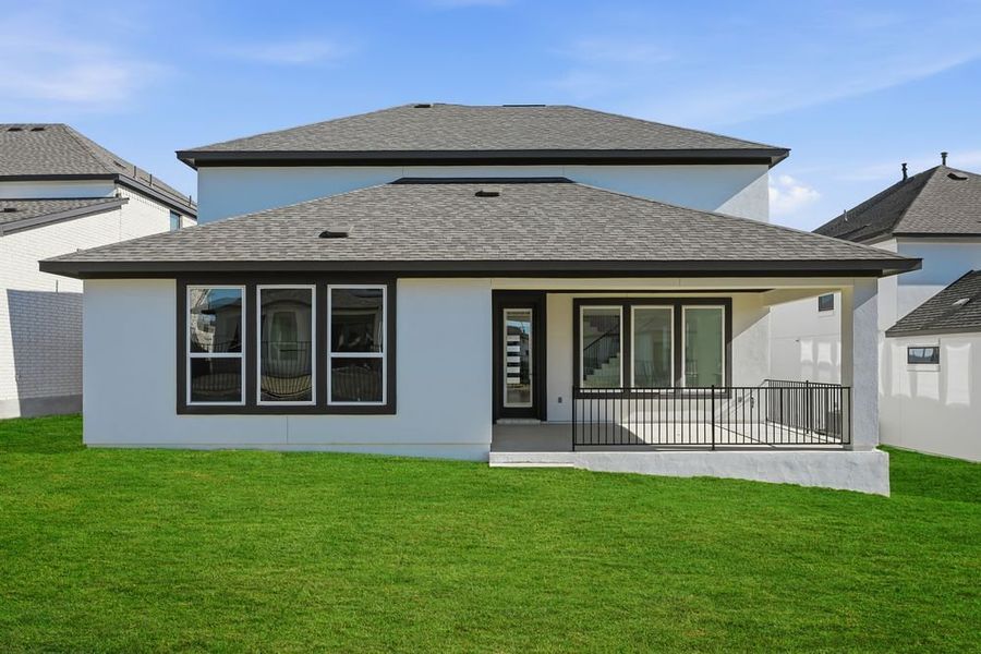 Exterior details and patio area of a home in Travisso, Leander (Image 3).