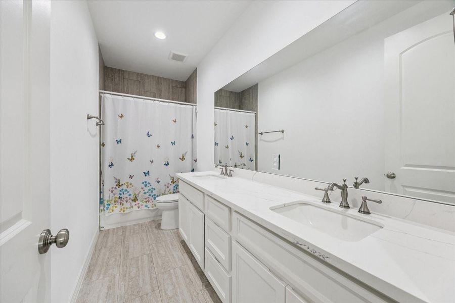 Furnished interior view inside a new home in , Fulshear (Image 7).