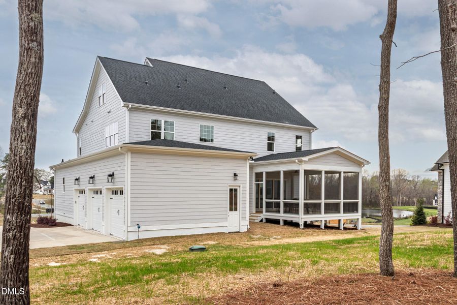 401_STABLE_VALLEY_EXTERIOR_07