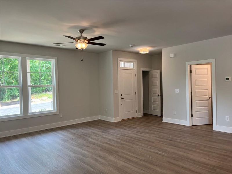 Spacious, unfurnished interior of a new home in , Gainesville (Image 21).