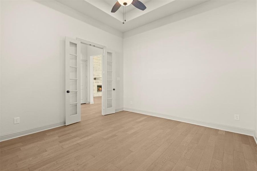 Spacious, unfurnished interior of a new home in Levante - 1 Acre Lots, Waxahachie (Image 15). Spacious, unfurnished interior of a new home in Levante - 1 Acre Lots, Waxahachie (Image 15).