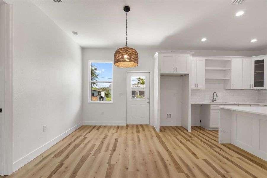Spacious, unfurnished interior of a new home in , North Port (Image 25).