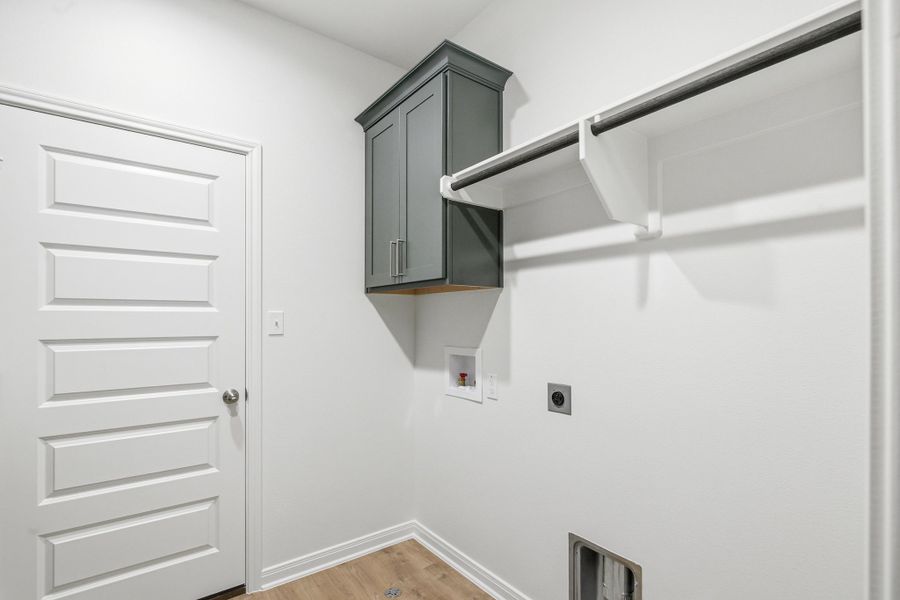 Spacious, unfurnished interior of a new home in TerraVista, Victoria (Image 39). Spacious, unfurnished interior of a new home in TerraVista, Victoria (Image 39).