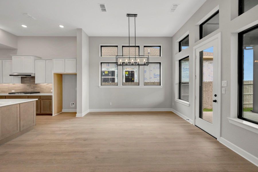 Spacious, unfurnished interior of a new home in Pomona 45' Homesites, Manvel (Image 23).