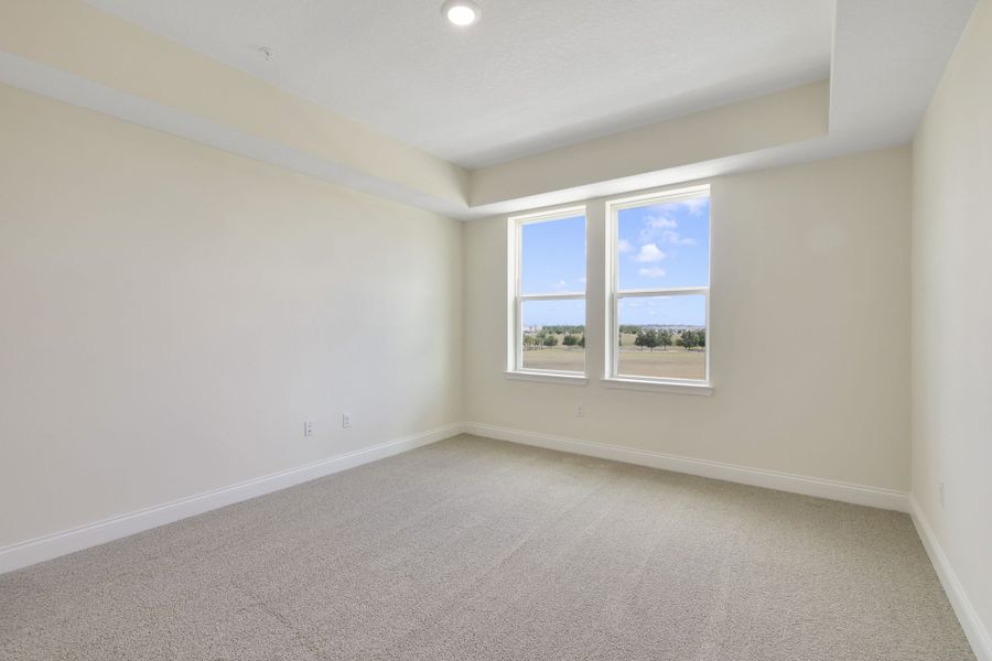 Spacious, unfurnished interior of a new home in Gatherings® of Lake Nona, Orlando (Image 26).