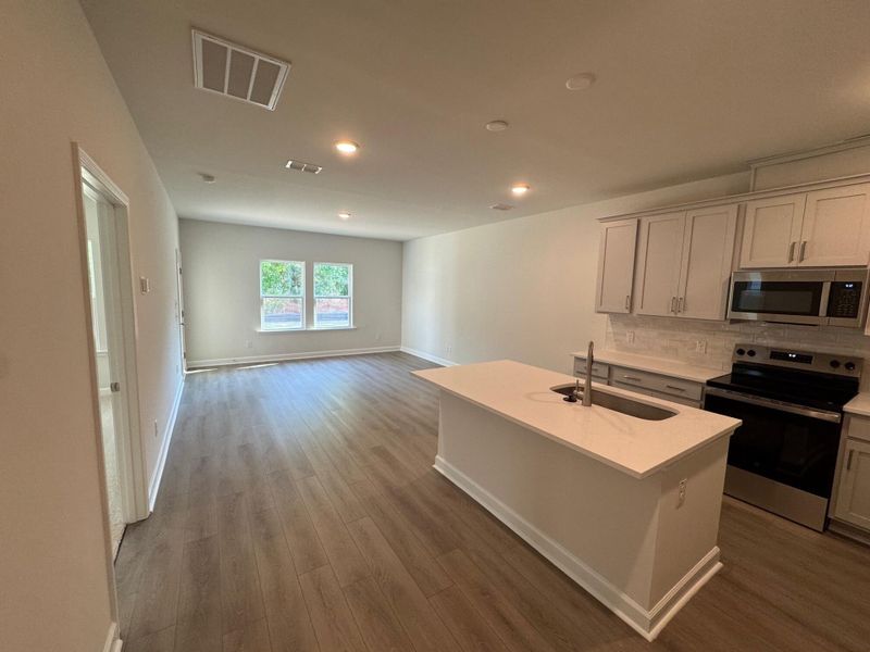 Furnished interior view inside a new home in , Ravenel (Image 6).