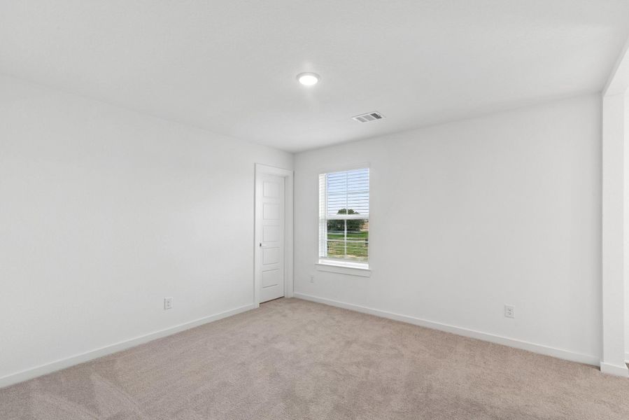 Spacious, unfurnished interior of a new home in Summerview, Fulshear (Image 20).