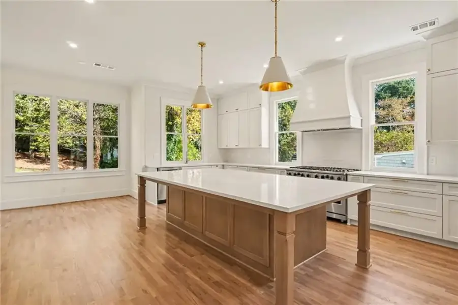 Furnished interior view inside a new home in , Atlanta (Image 9).
