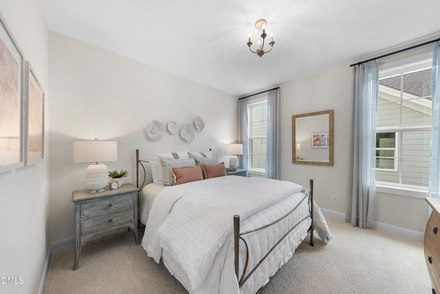 Guest bed with walk-in closet