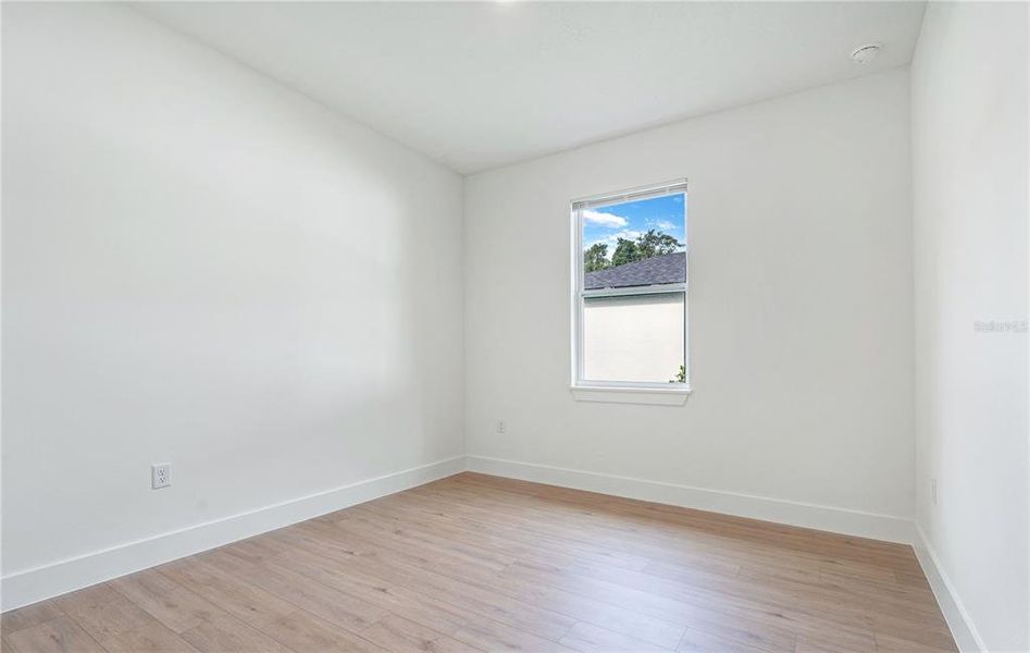 Spacious, unfurnished interior of a new home in , Apopka (Image 21).