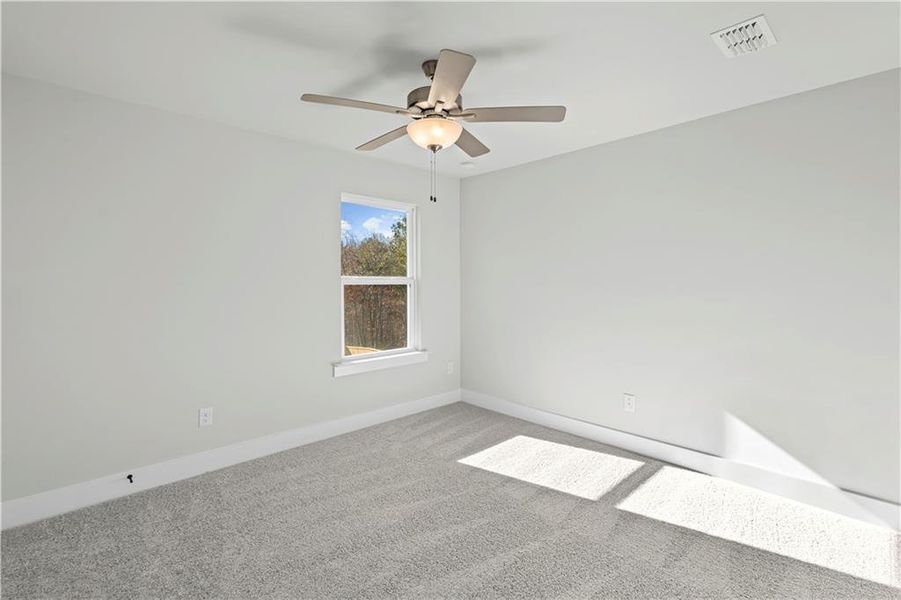 Spacious, unfurnished interior of a new home in Hunters Creek, Flowery Branch (Image 29).