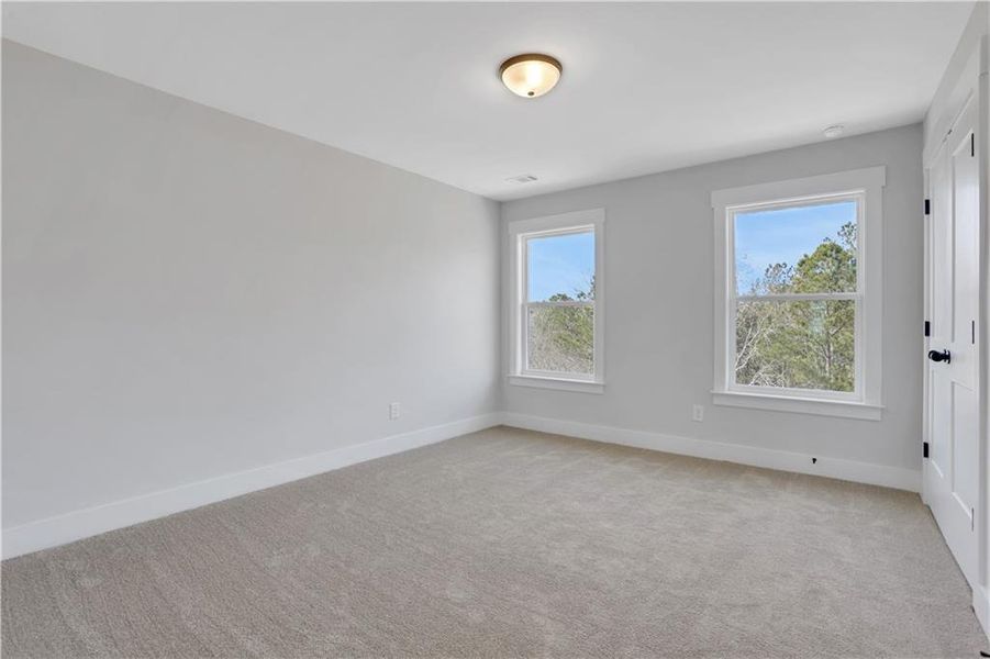 Spacious, unfurnished interior of a new home in Cambridge, Flowery Branch (Image 37). Spacious, unfurnished interior of a new home in Cambridge, Flowery Branch (Image 37).