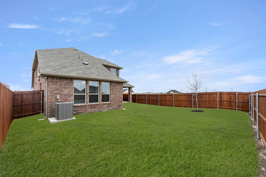 Front exterior of a new home in Mercer Meadows, Royse City, TX, highlighting curb appeal (Image 28). Front exterior of a new home in Mercer Meadows, Royse City, TX, highlighting curb appeal (Image 28).
