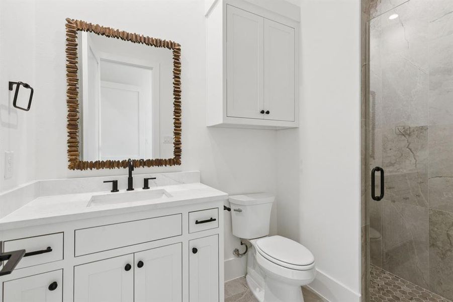 Furnished interior view inside a new home in , Weatherford (Image 12).