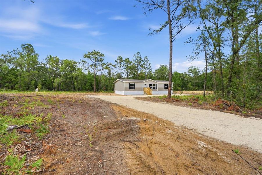 Image 36 of a home in .