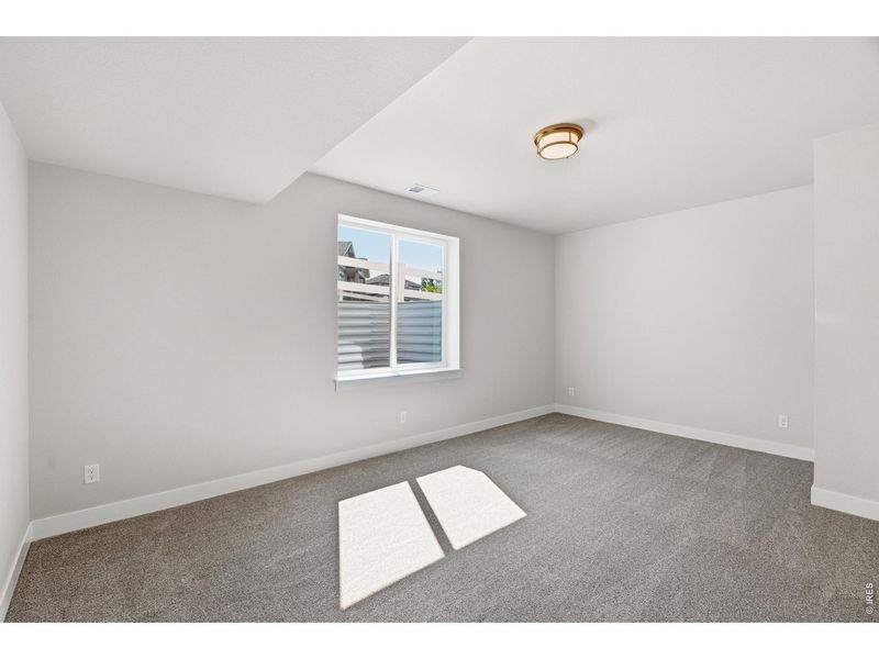 Spacious, unfurnished interior of a new home in , Windsor (Image 27).