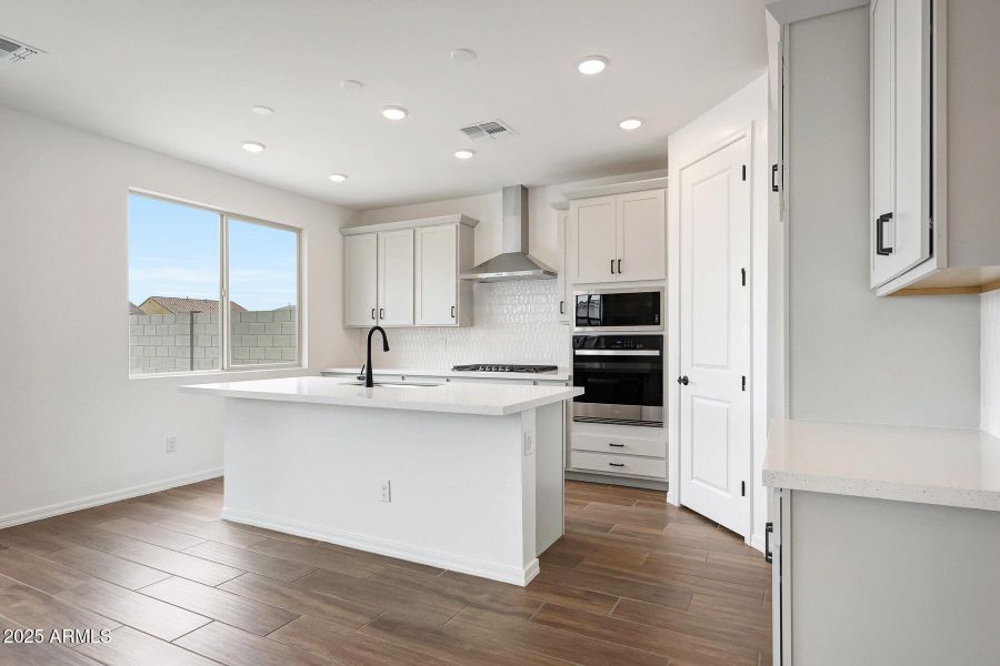 PHX_Tyler Ranch_Lot 2055_Pacific_24191_K