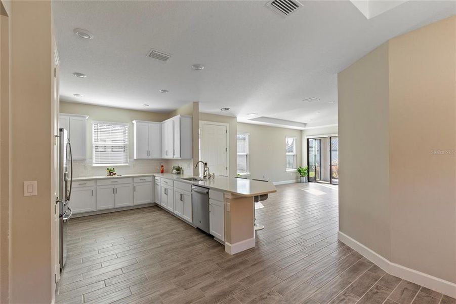 Furnished interior view inside a new home in , Wesley Chapel (Image 4).