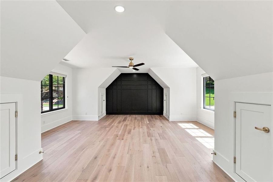 Spacious, unfurnished interior of a new home in , Alpharetta (Image 126). Spacious, unfurnished interior of a new home in , Alpharetta (Image 126).