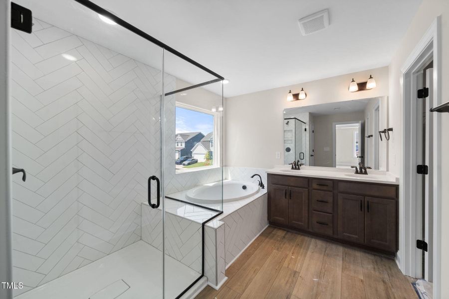 29-web-or-mls-DSC_9183 29-web-or-mls-DSC_9183