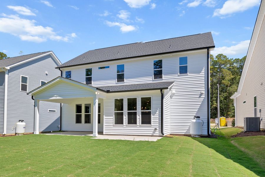 Representative exterior details of a home built from the The Whitley by RobuckHomes in Kennebec Crossing, Angier (Image 63). Representative exterior details of a home built from the The Whitley by RobuckHomes in Kennebec Crossing, Angier (Image 63).