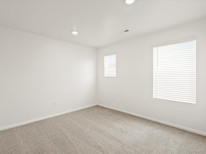 Spacious, unfurnished interior of a new home in Lake Bluff, Greeley (Image 13). Spacious, unfurnished interior of a new home in Lake Bluff, Greeley (Image 13).