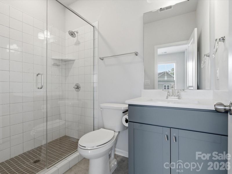 Bathroom for bedroom 2