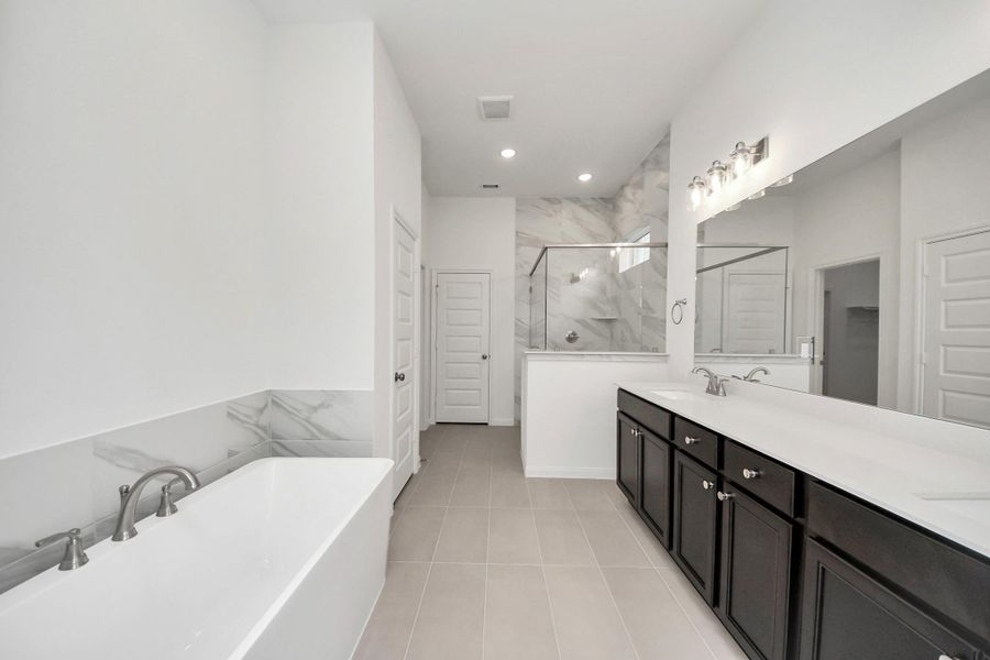 Furnished interior view inside a new home in 50' Traditional Homes at Elyson, Katy (Image 6). Furnished interior view inside a new home in 50' Traditional Homes at Elyson, Katy (Image 6).