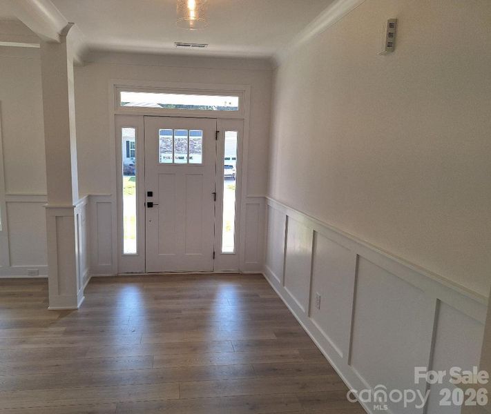 Spacious, unfurnished interior of a new home in Cardiff Glyn, Catawba (Image 12).