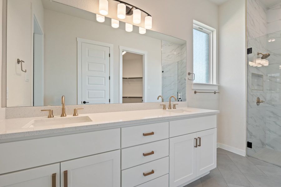 Furnished interior view inside a new home in Wolf Ranch, Georgetown (Image 15).