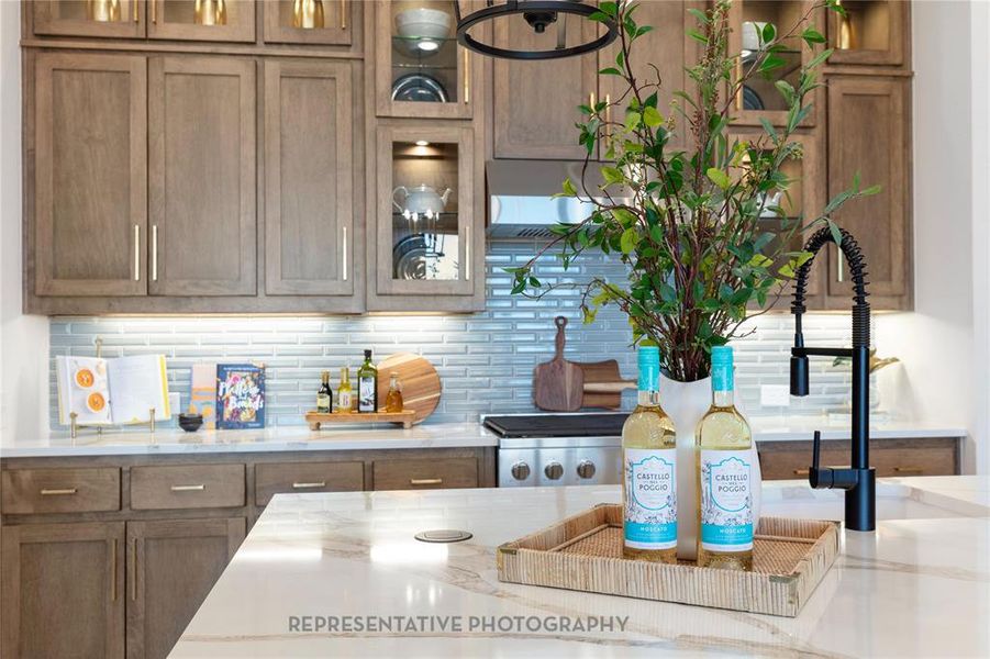 Furnished interior view inside a new home in Canyon Creek Estates, Sherman (Image 18).