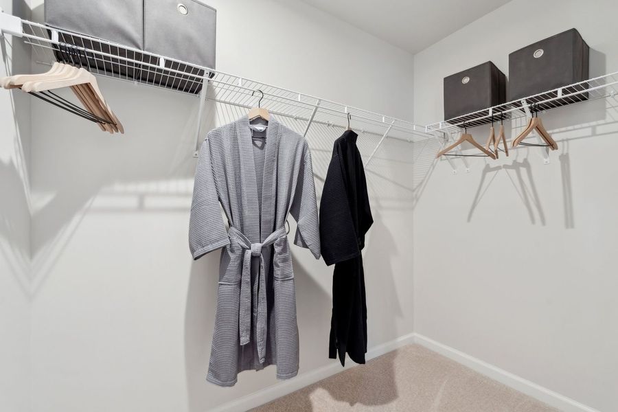 Representative interior finishes for a home built from the The Rutledge by Stanley Martin Homes in Essence at Trinity Townhomes, Columbia (Image 20).