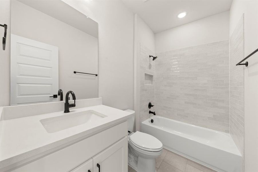 46. 521 Twilight - 3RD Bath