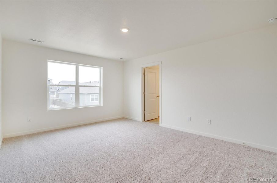 Spacious, unfurnished interior of a new home in Spring Valley Ranch, Elizabeth (Image 19).