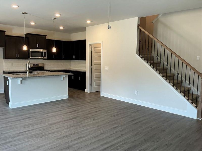 Image 13 of a home in Park Place.