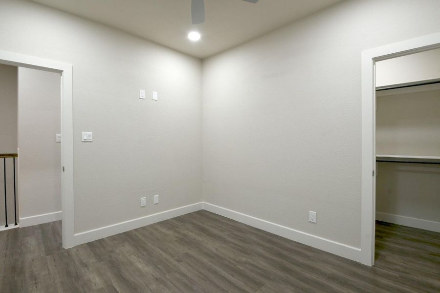 Spacious, unfurnished interior of a new home in , Houston (Image 28).