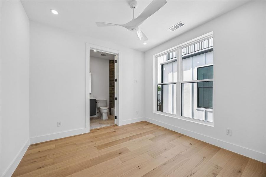 Spacious, unfurnished interior of a new home in , Dallas (Image 19). Spacious, unfurnished interior of a new home in , Dallas (Image 19).