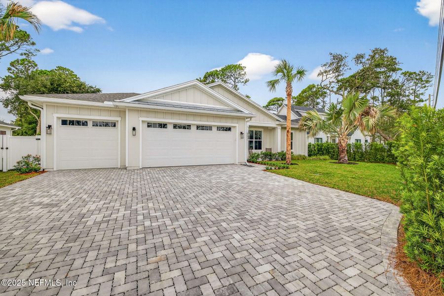 Image 20 of a home in . Image 20 of a home in .