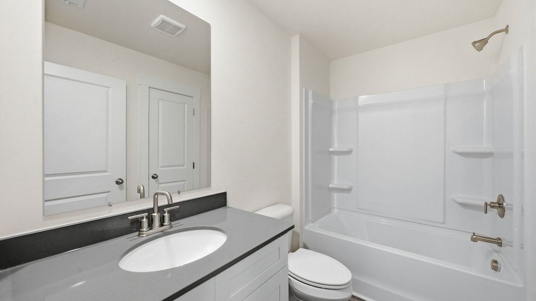 Furnished interior view inside a new home in Fieldcrest Acres Townhomes, Blountville (Image 9).