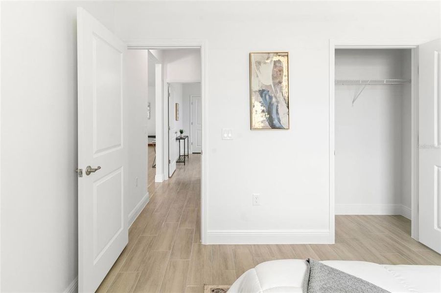 Spacious, unfurnished interior of a new home in , Kissimmee (Image 26).