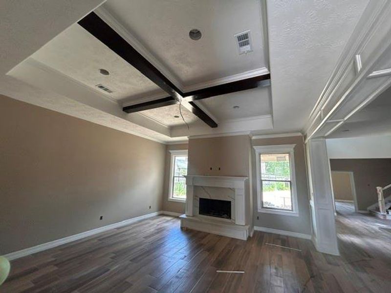 Spacious, unfurnished interior of a new home in , Lumberton (Image 7).