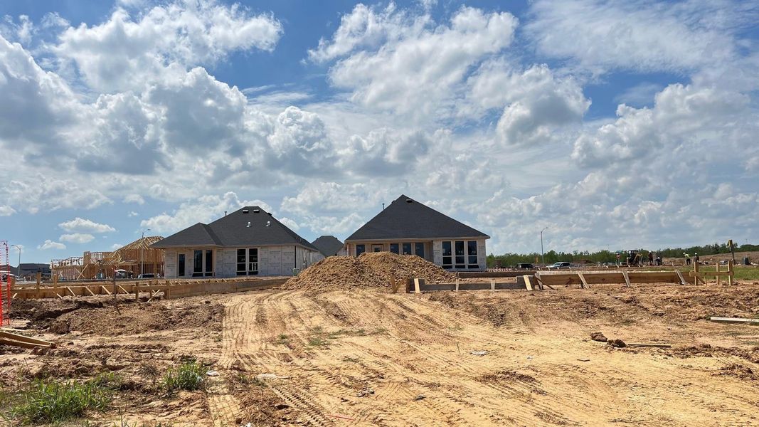Site preparation for new homesites in Lago Mar, Texas City (Image 15).